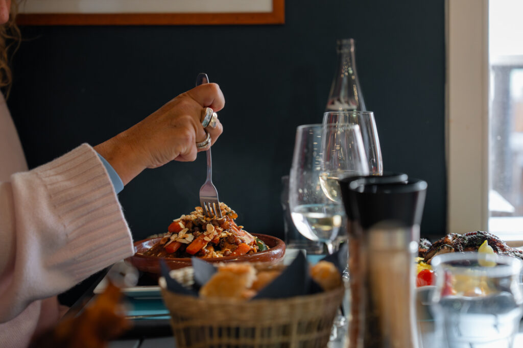 Restaurant sur l’île de Porquerolles : une adresse conviviale au cœur du village | plat restaurant porquerolles 1 plat restaurant porquerolles 1
