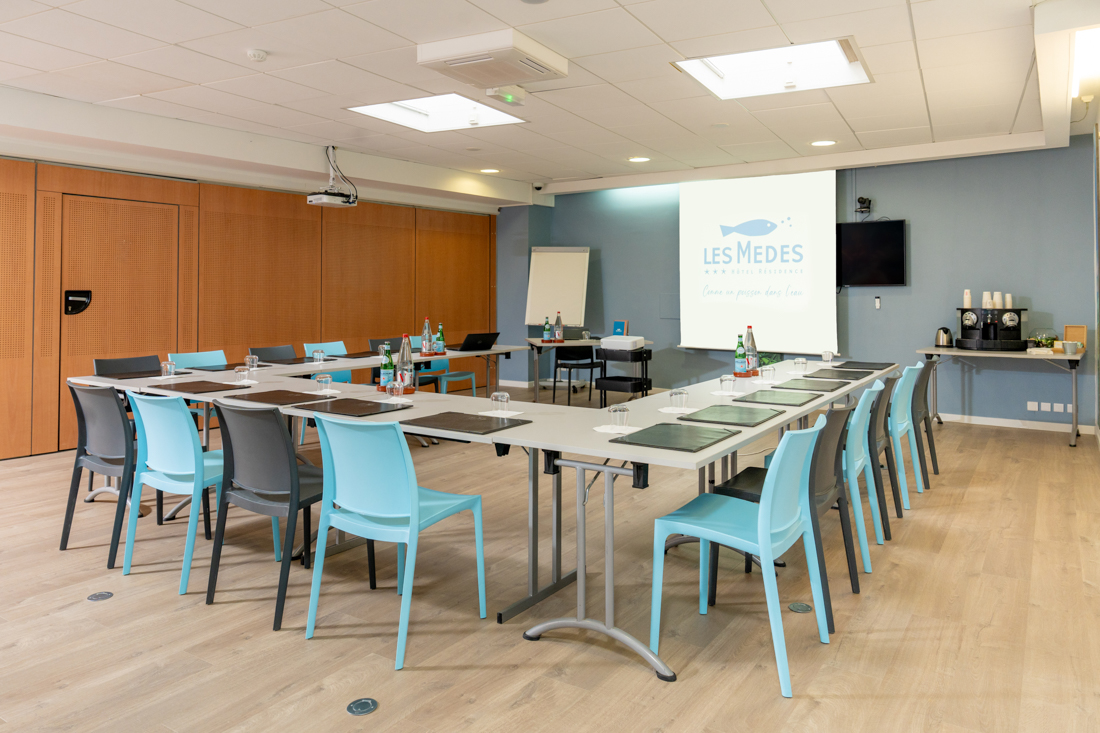 sala riunioni les medes 1